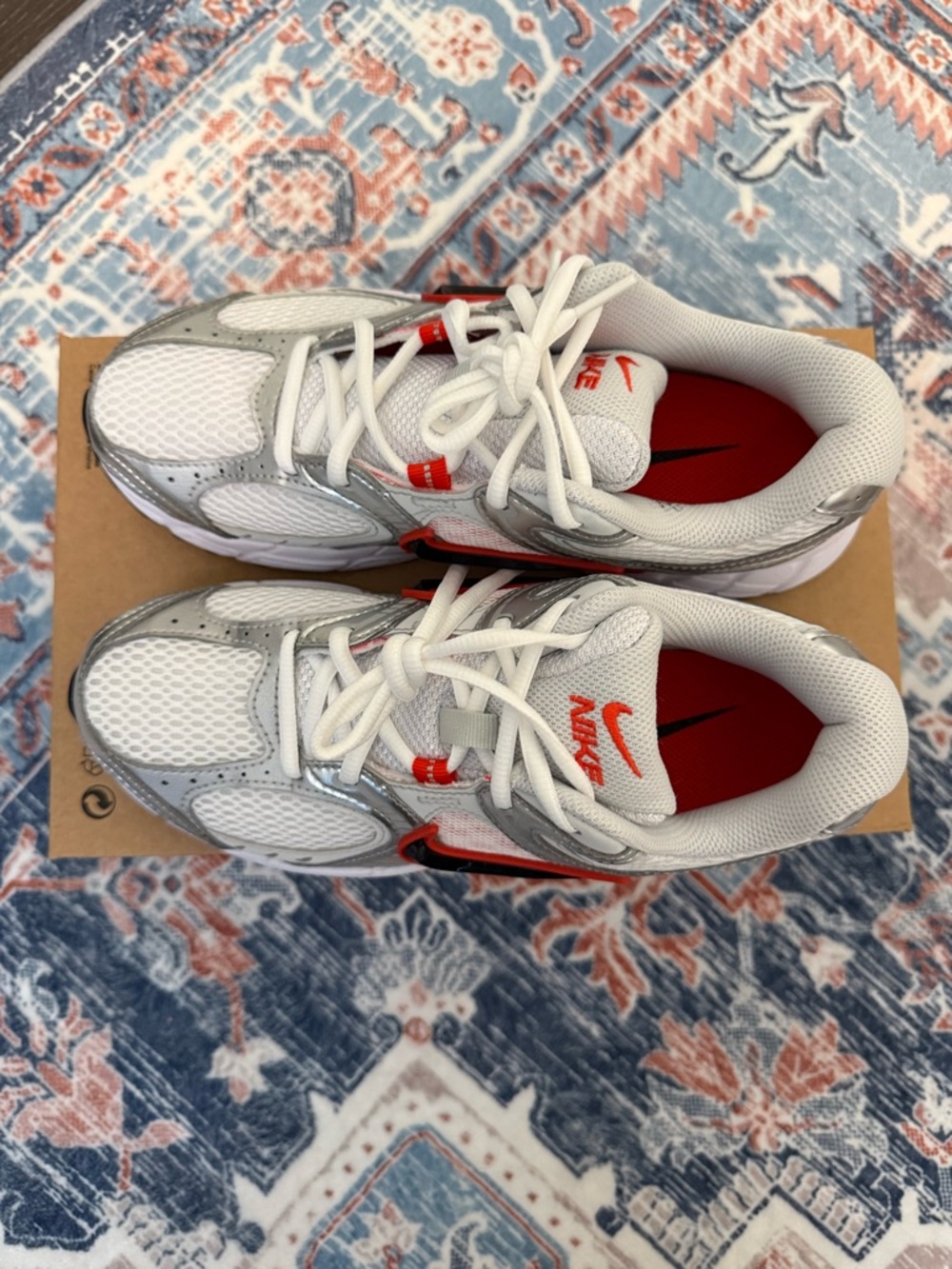 Nike V5 RNR - Picture 2 of 4